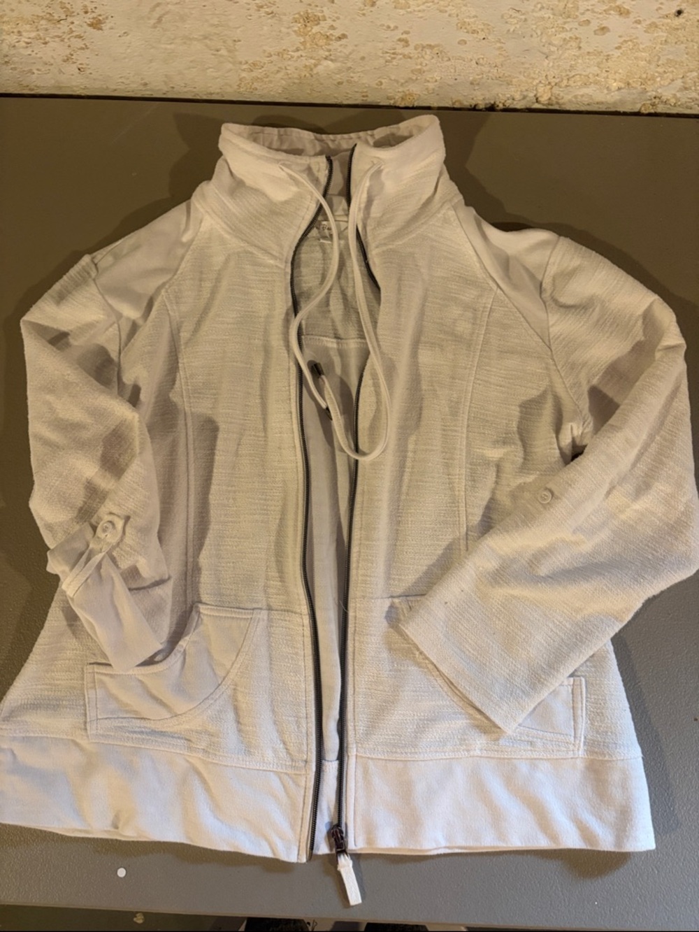 White/Cream Zip-Up Jacket
